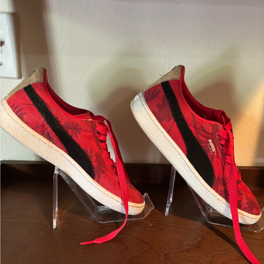 Puma Women's Red and Black Sneakers